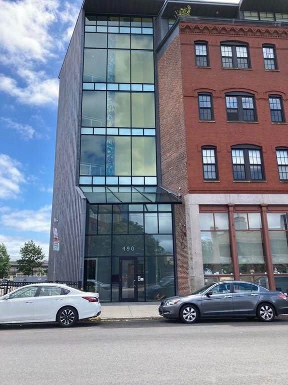 490 Harrison Ave - Photo 1
