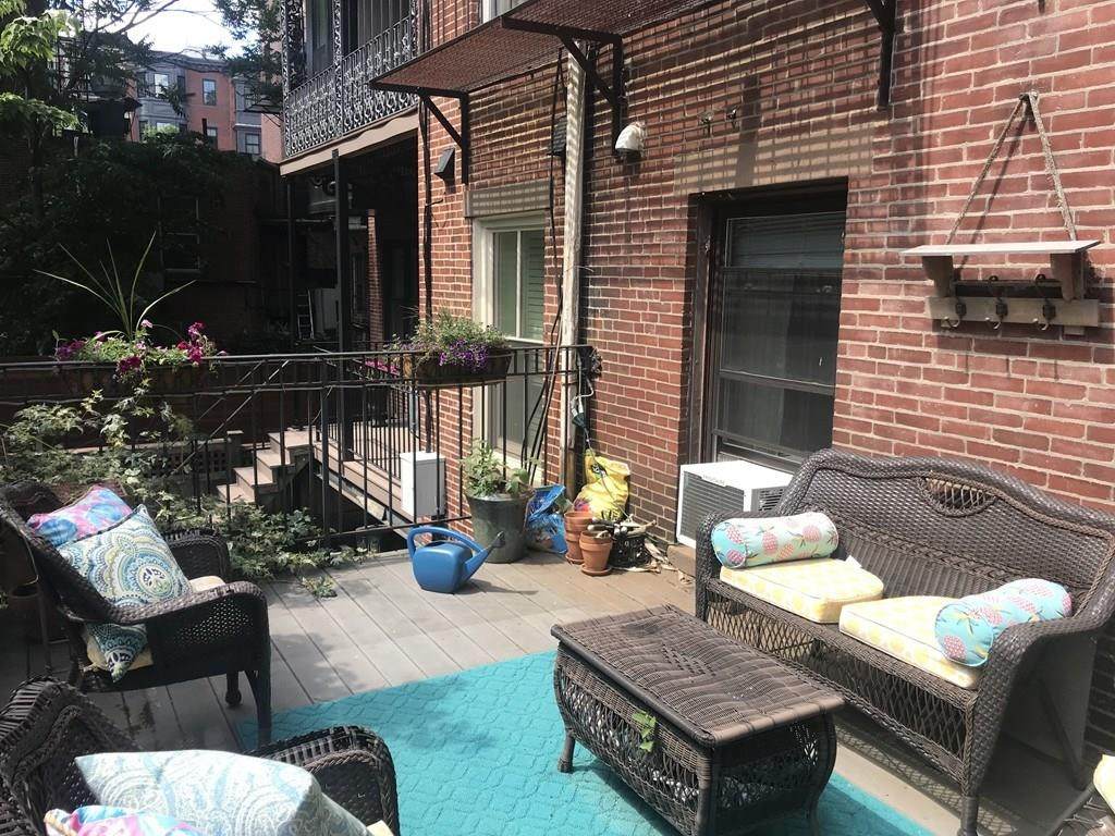 44 Union Park - Photo 1