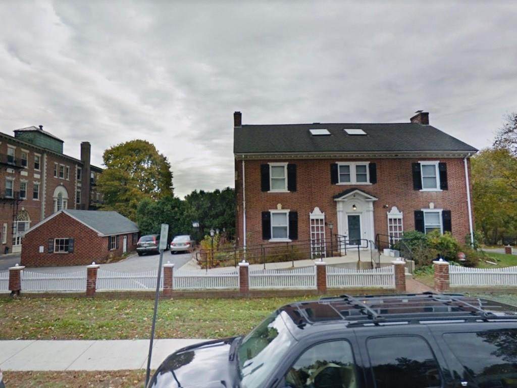 6 Windsor - Photo 1