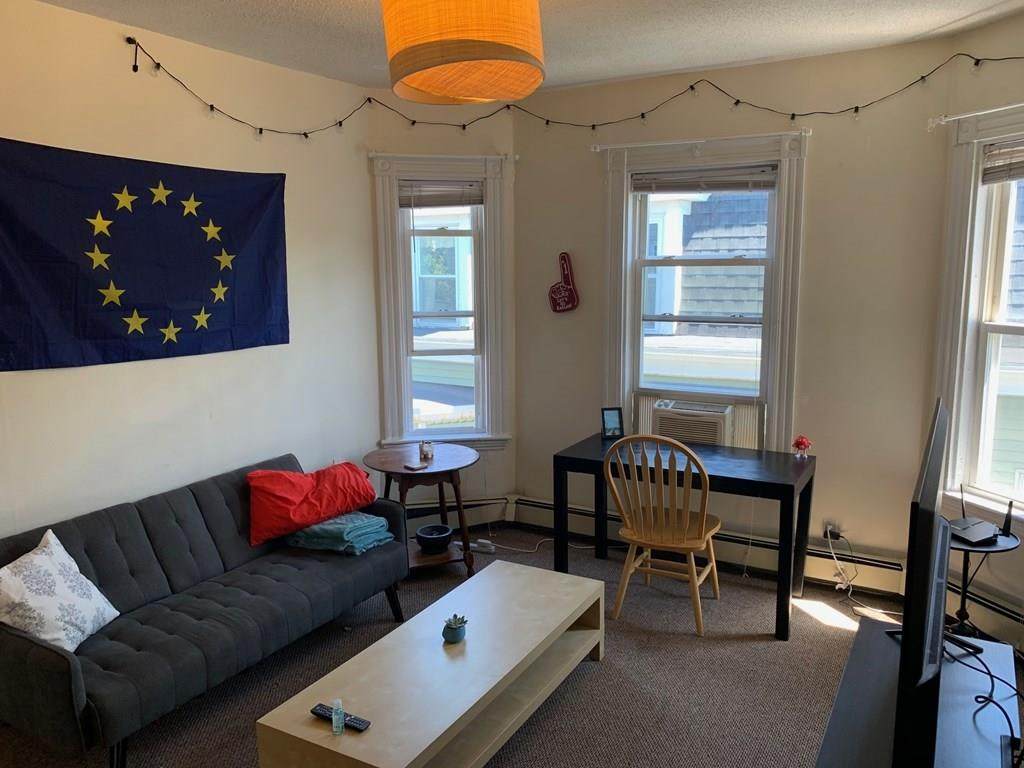 765 Cambridge - Photo 1