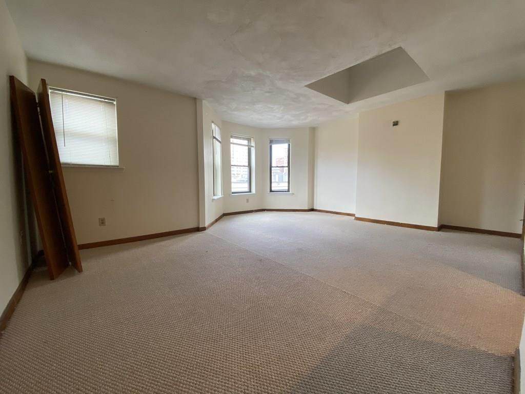 52 Gainsborough Street - Photo 1