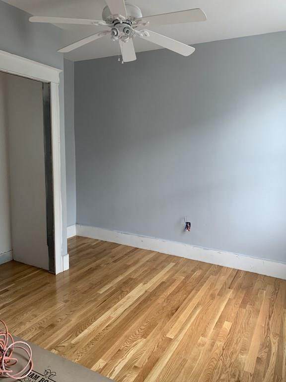 760 E 8th St - Photo 1