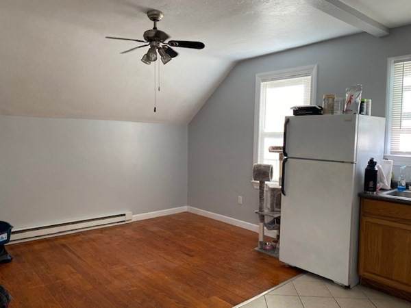 167 Raymond St - Photo 1