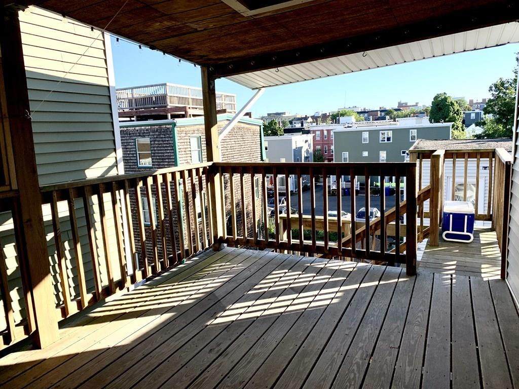 170 W 7th - Photo 1