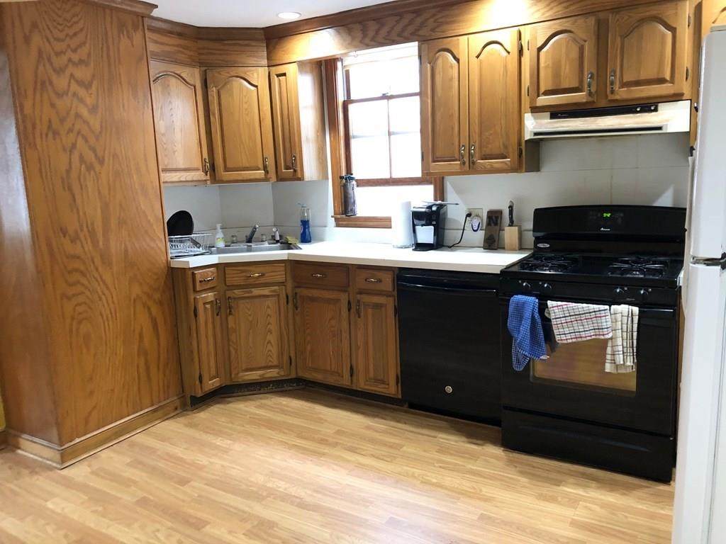 338 K St - Photo 1