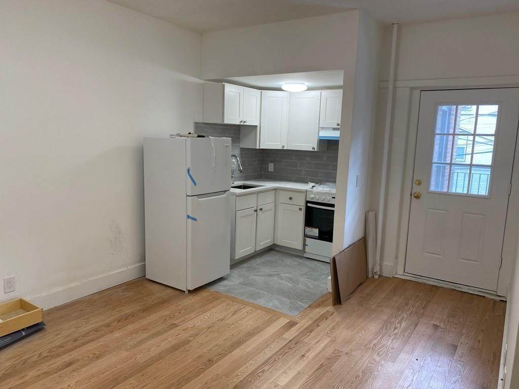 41 Strathmore Rd - Photo 1