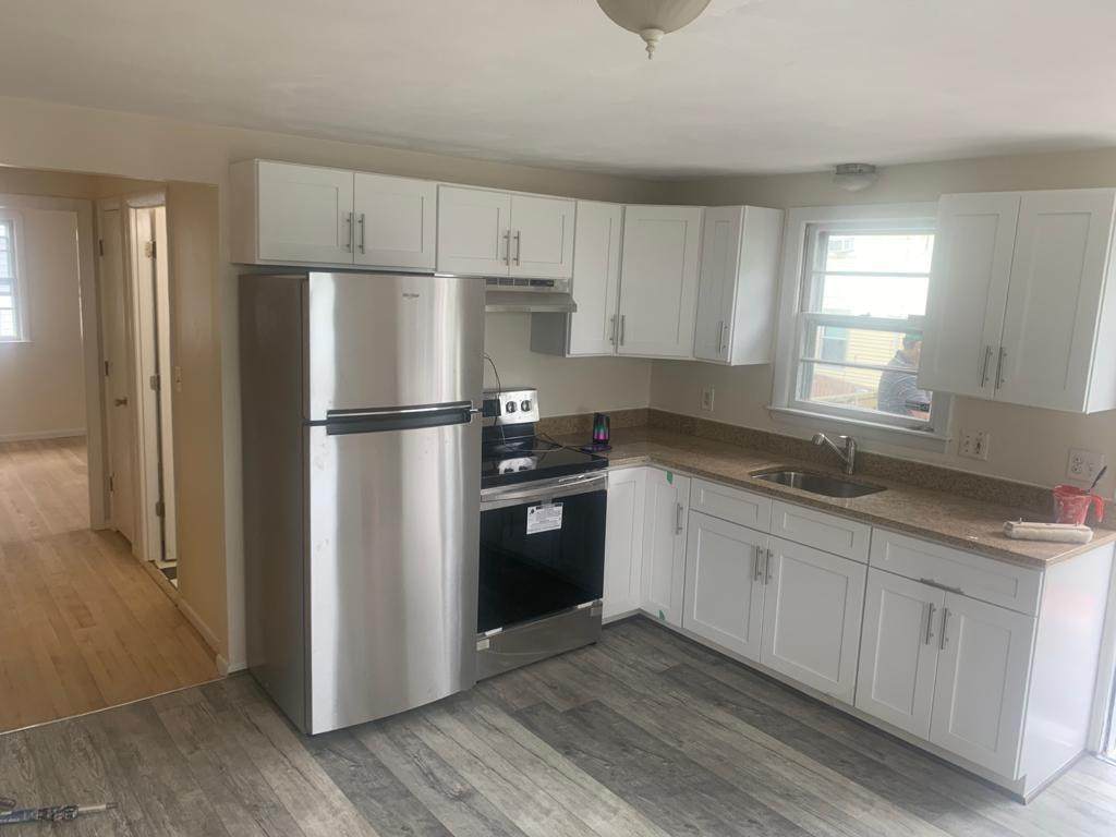 91 Metropolitan Avenue - Photo 1