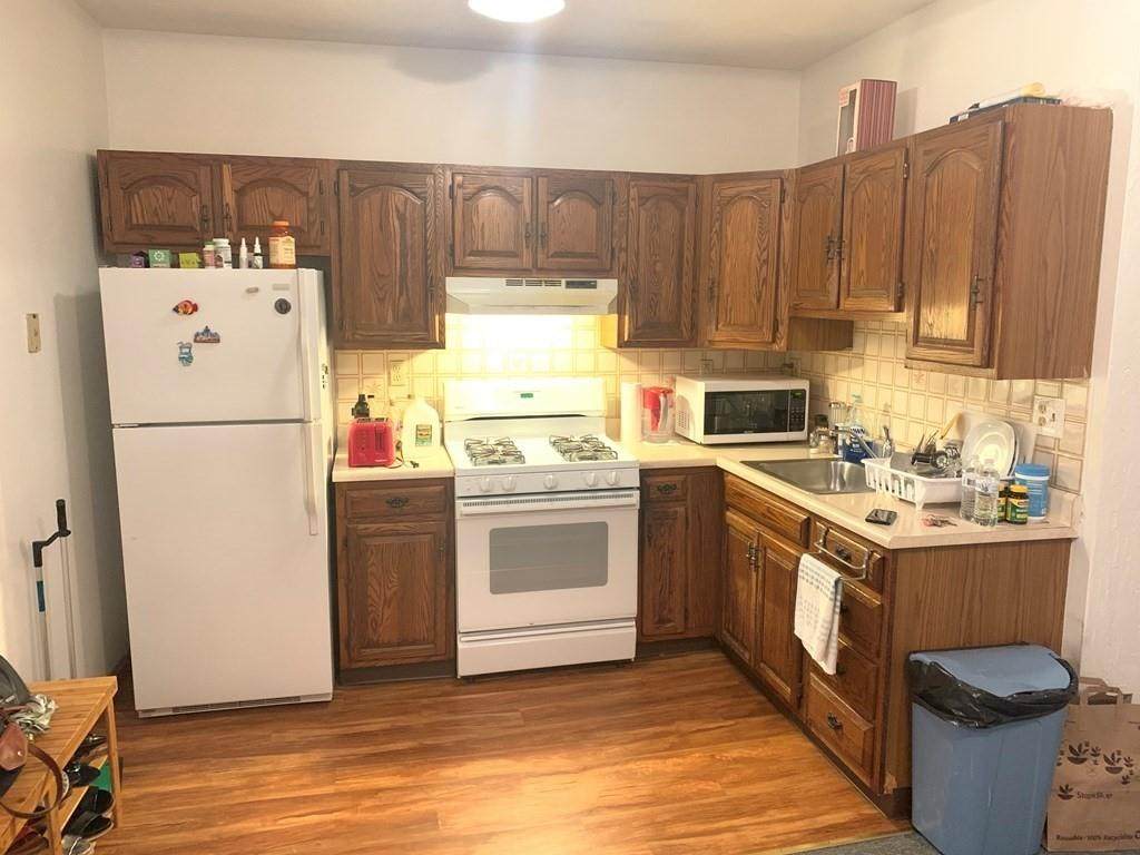 182 Salem - Photo 1