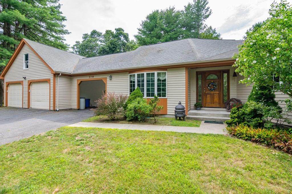 178 Berry Street - Photo 1
