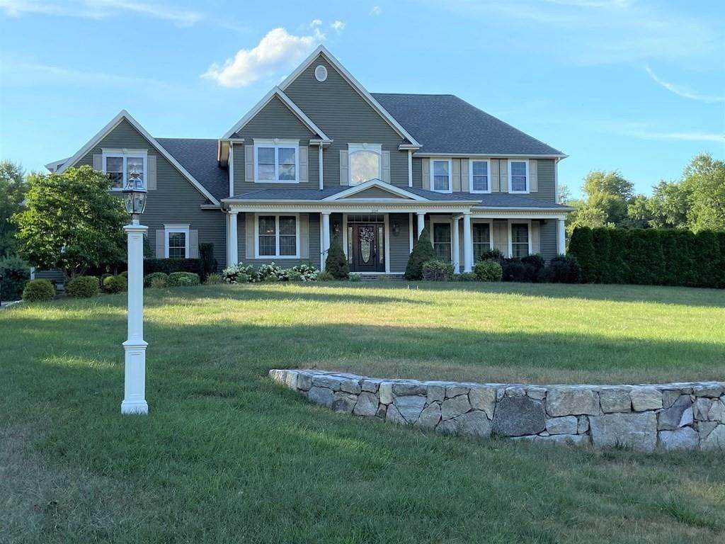 229 Blackstone Street - Photo 1