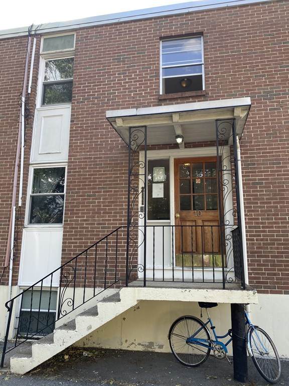 10 Avon St - Photo 1