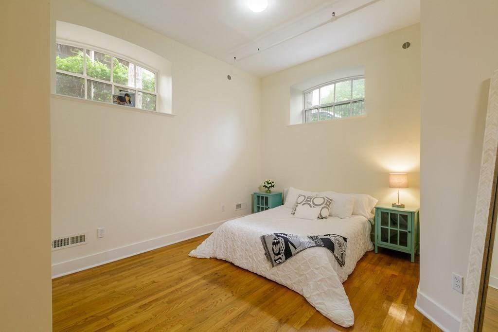 25 Atherton St - Photo 1