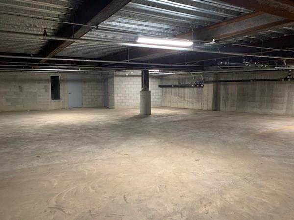 1820 Turnpike St - Photo 1
