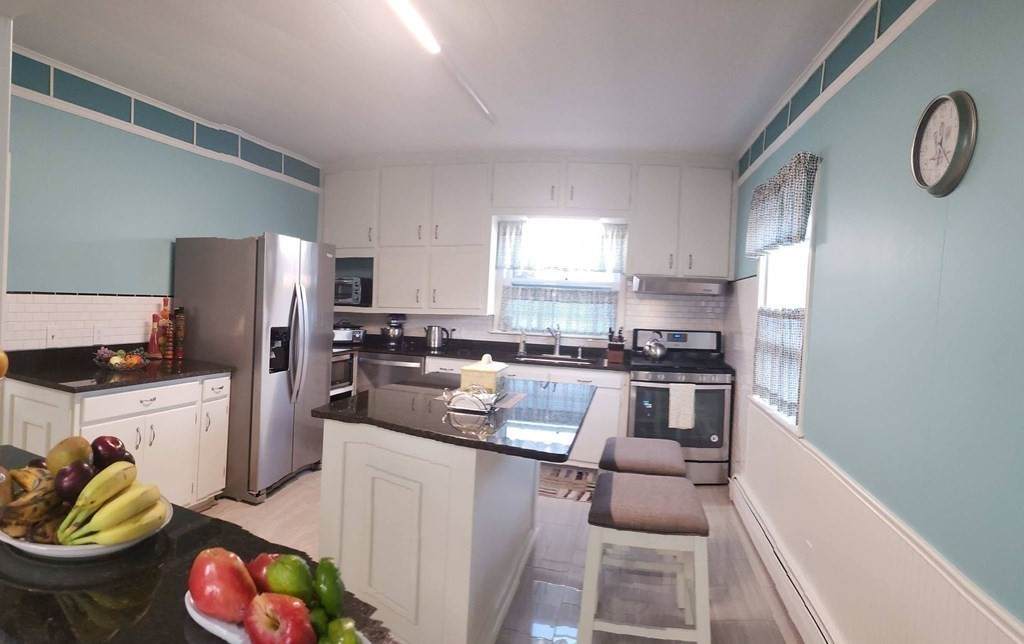 162 Rodman St - Photo 1