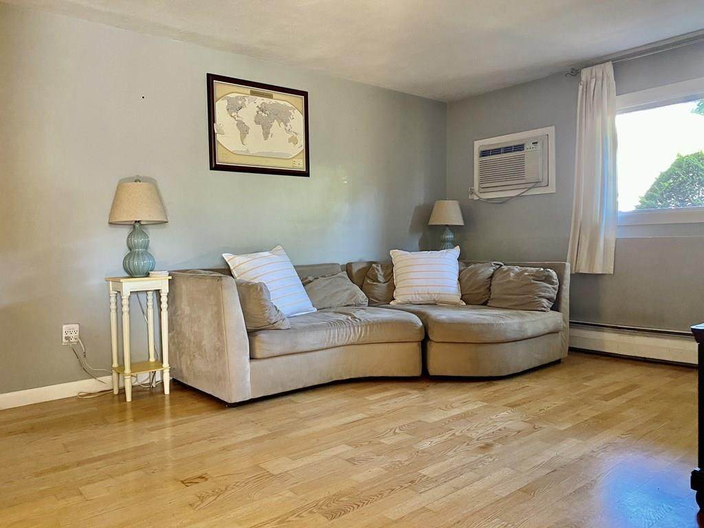 244 Salem St - Photo 1