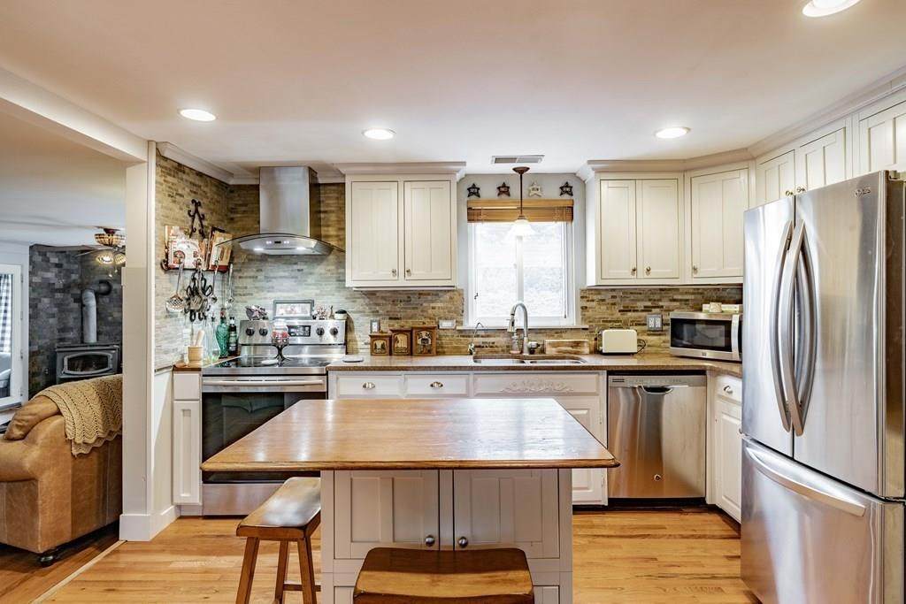 495 South Street - Photo 1