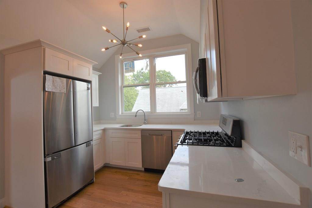 145-147 Spruce St - Photo 1