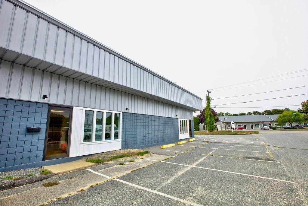 583 Forest Road - Photo 1