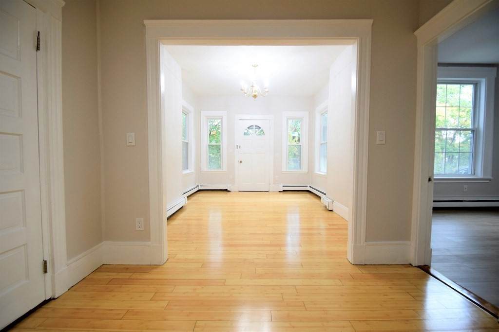 24 Saint James St - Photo 1