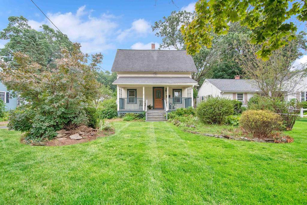 133 Lawnwood Ave - Photo 1