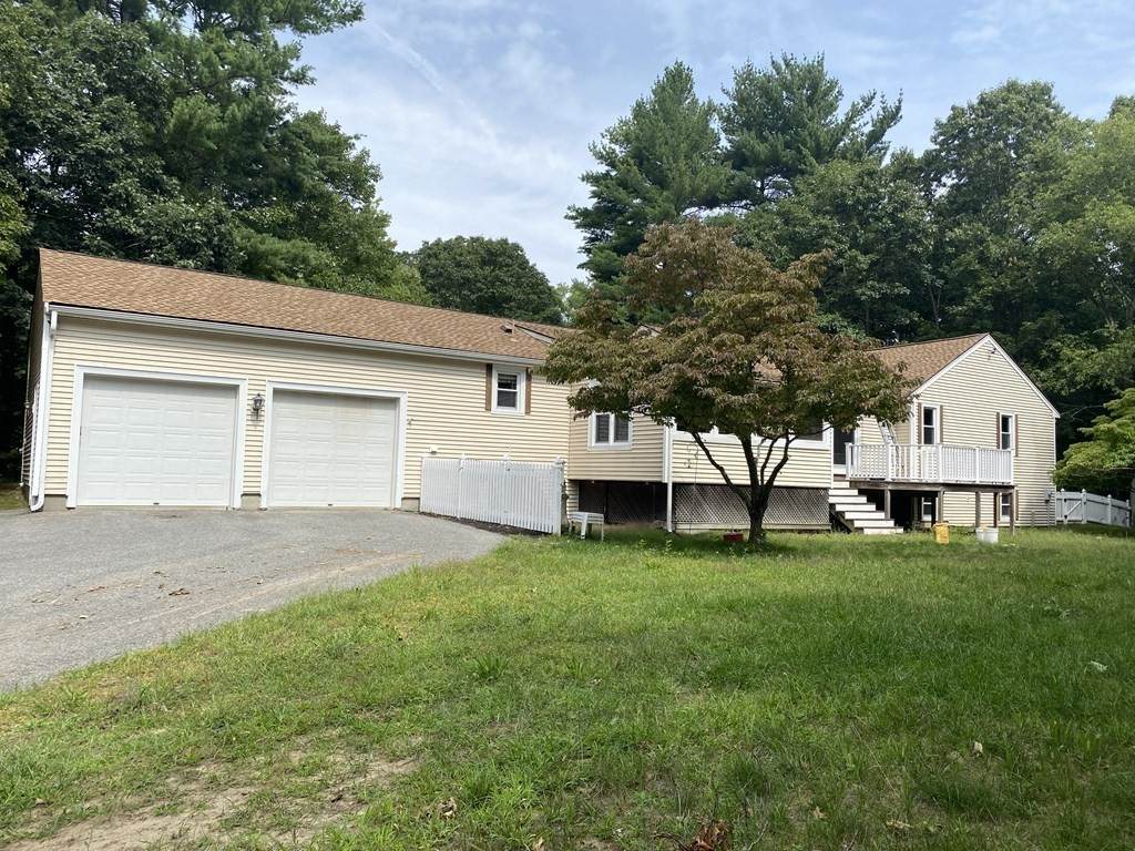 104 Millbury St - Photo 1