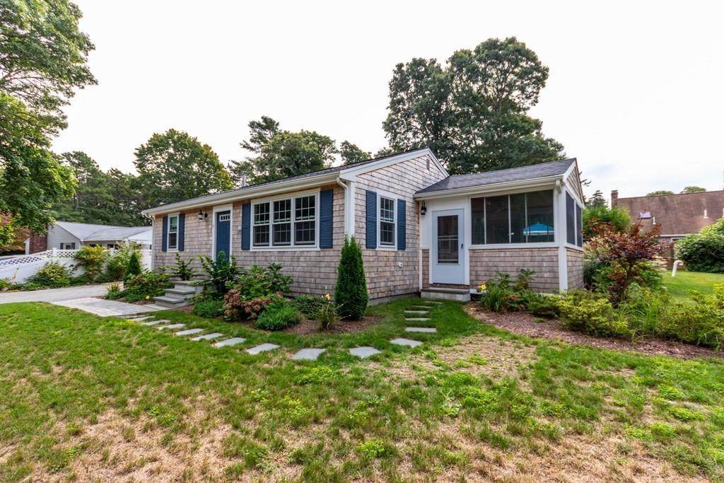 6 Hillside Ave - Photo 1