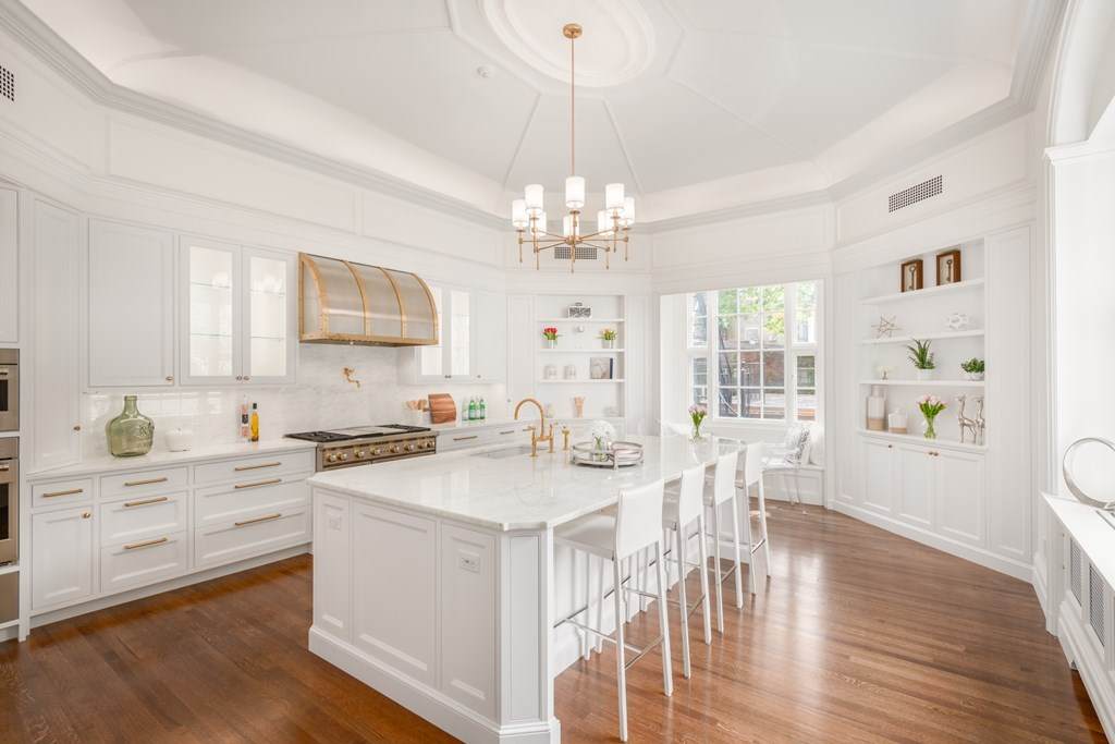 20 Chestnut Street - Photo 1
