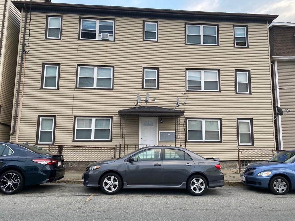 114 Tuttle St - Photo 1