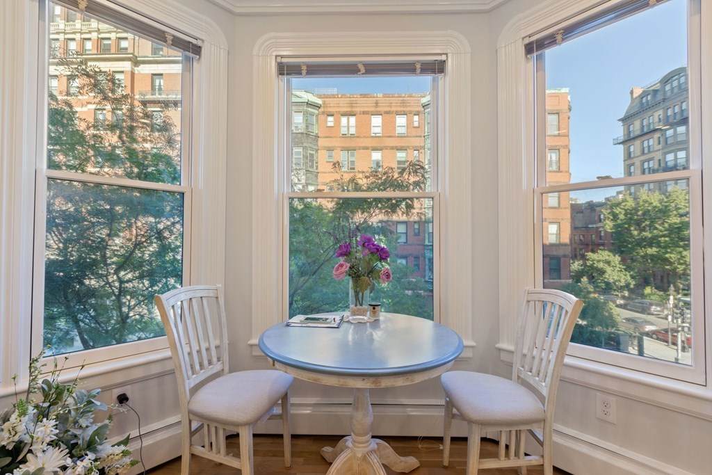 31 Massachusetts - Photo 1