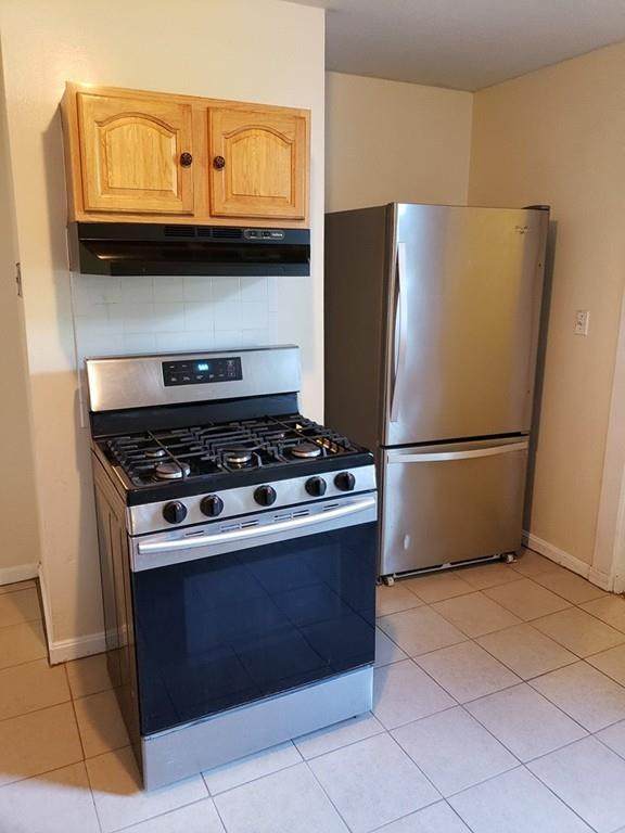 208 Brunswick St - Photo 1