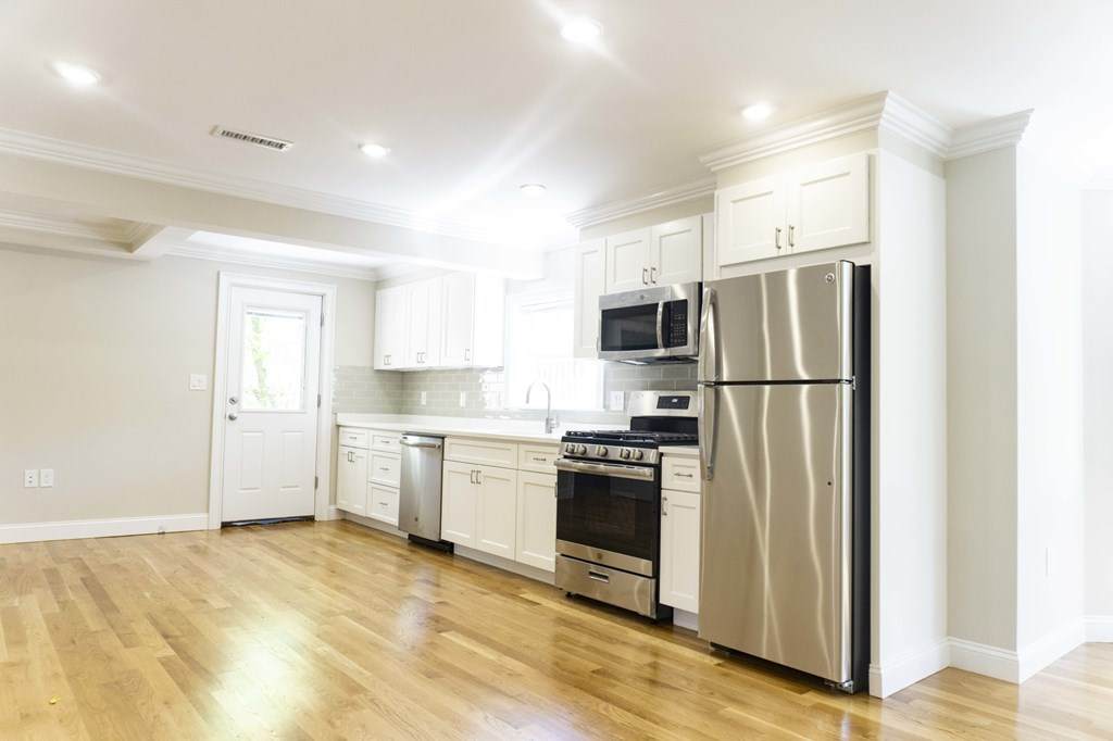 5 Trenton - Photo 1
