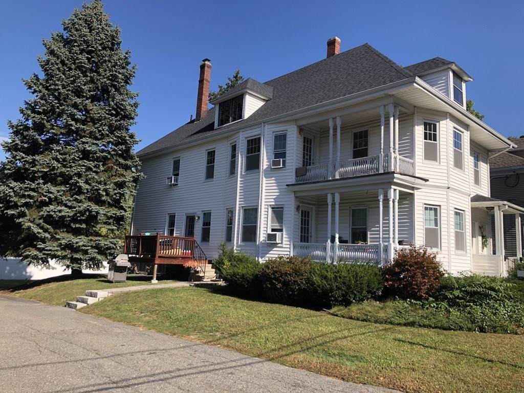 39 Stonington St - Photo 1