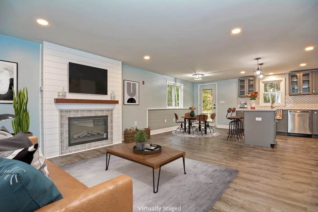 533 Wareham Rd - Photo 1