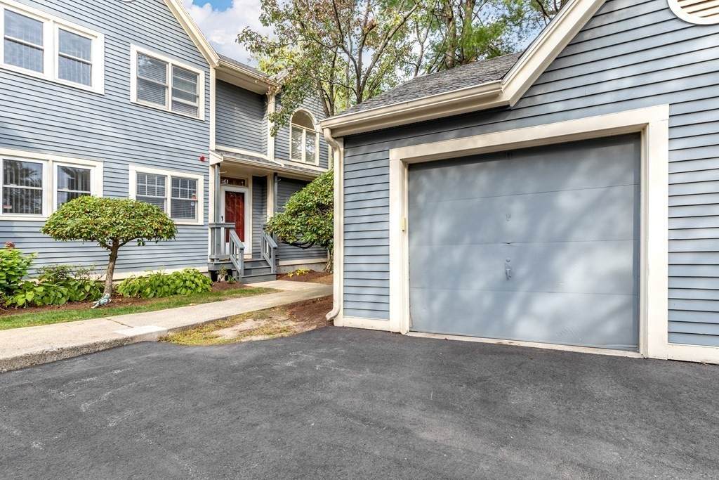 24 Evergreen Way - Photo 1