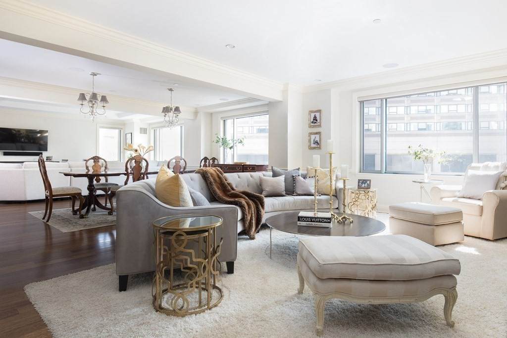 1 Huntington Avenue - Photo 1