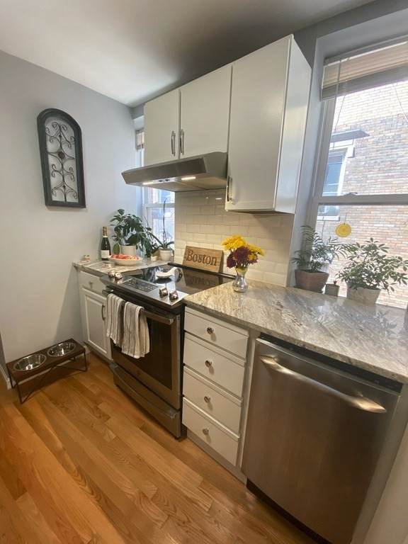 138 Prince St - Photo 1
