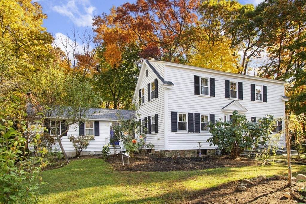 11 Lincoln Street - Photo 1