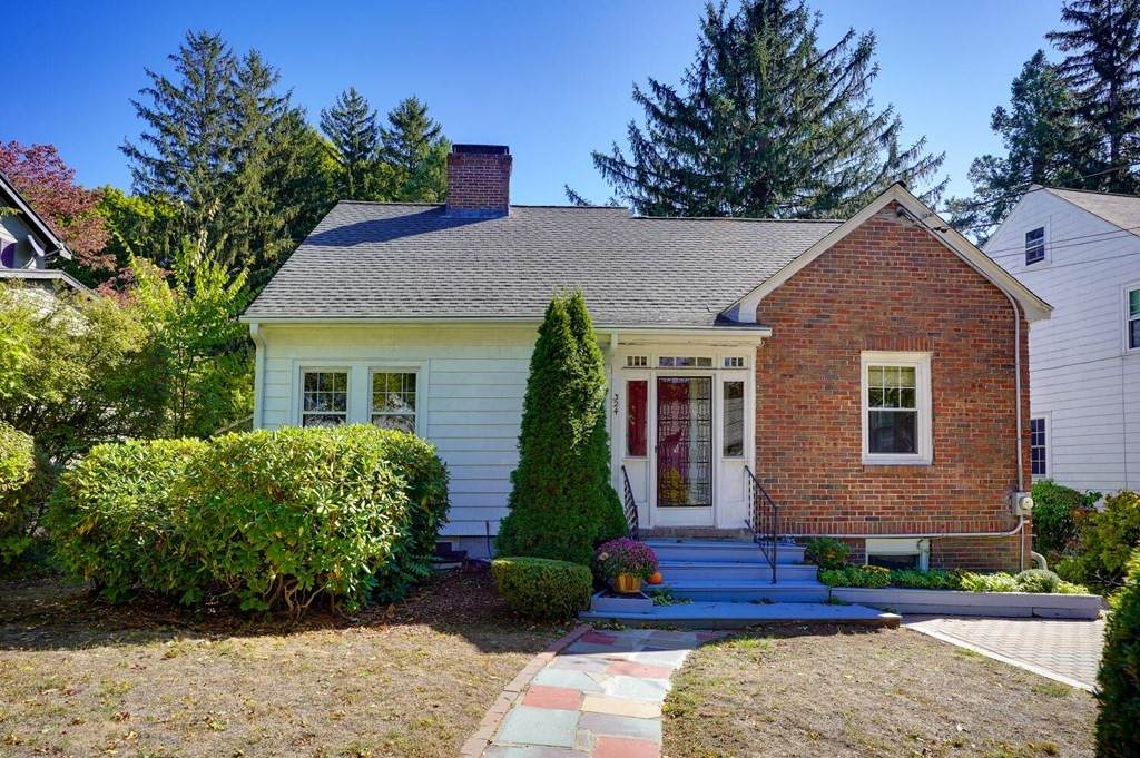 324 Park Ave. - Photo 1