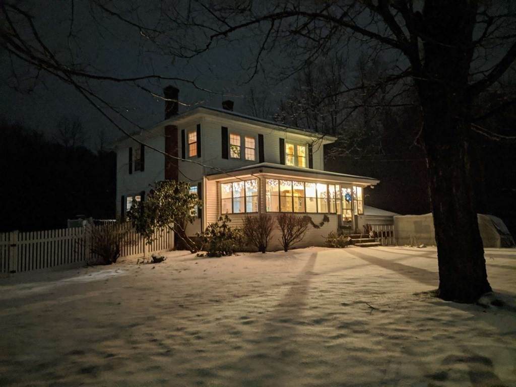 16 Highland St - Photo 1