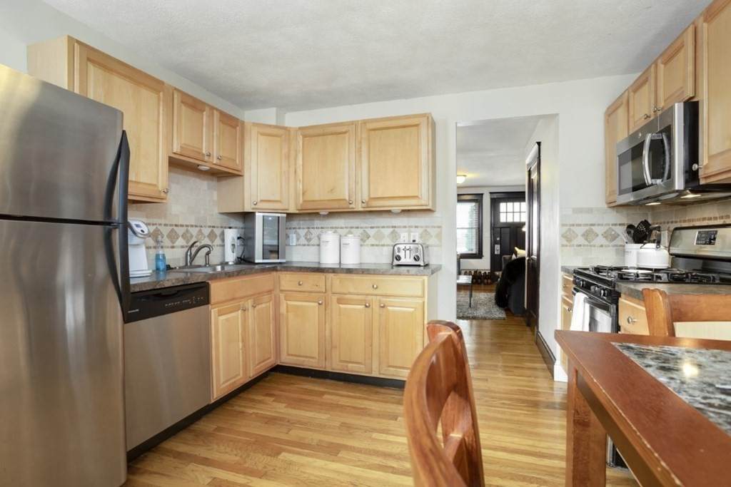 94 Overland Rd - Photo 1