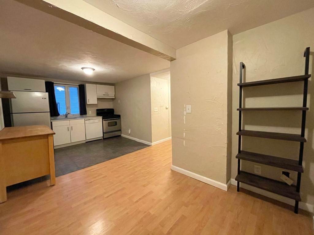 87 Orleans - Photo 1