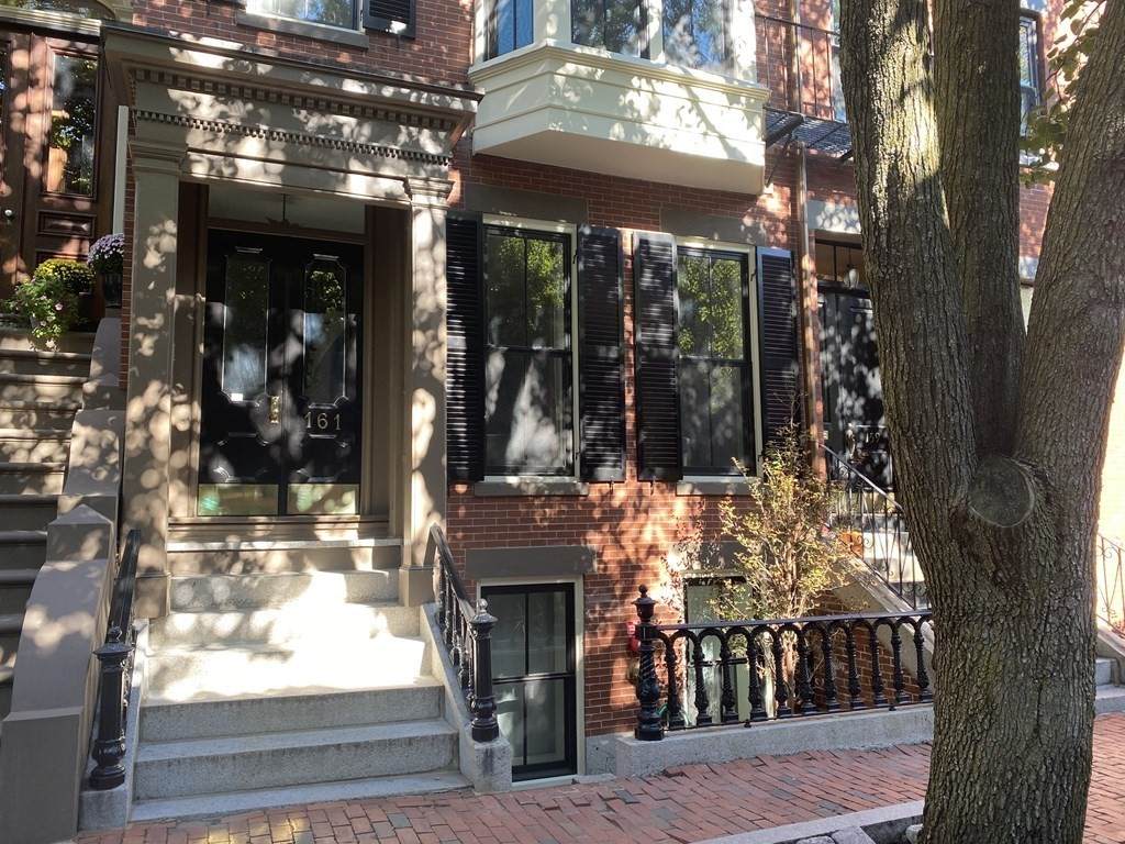 161 West Brookline Street - Photo 1