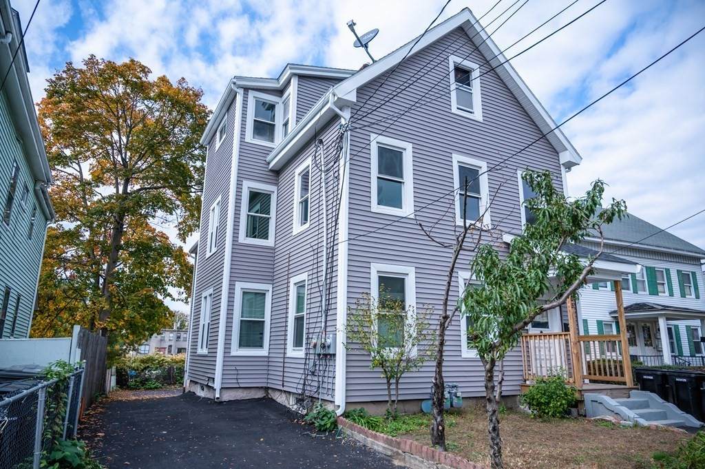 105 Arlington - Photo 1