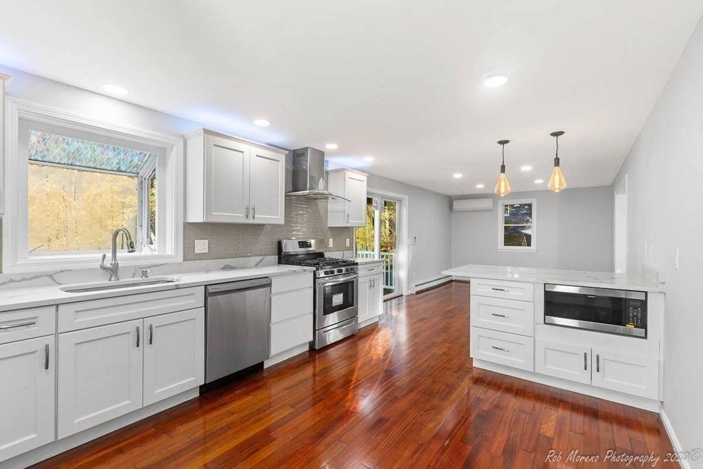 50 Longfellow Dr - Photo 1