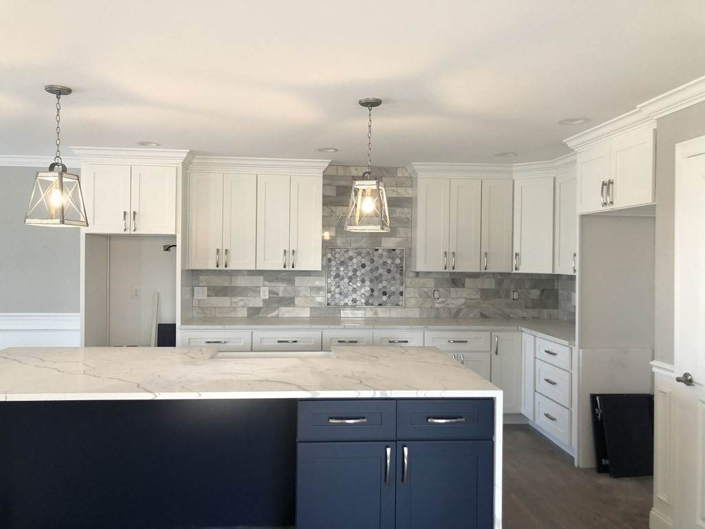 10 Shoreside Road - Photo 1