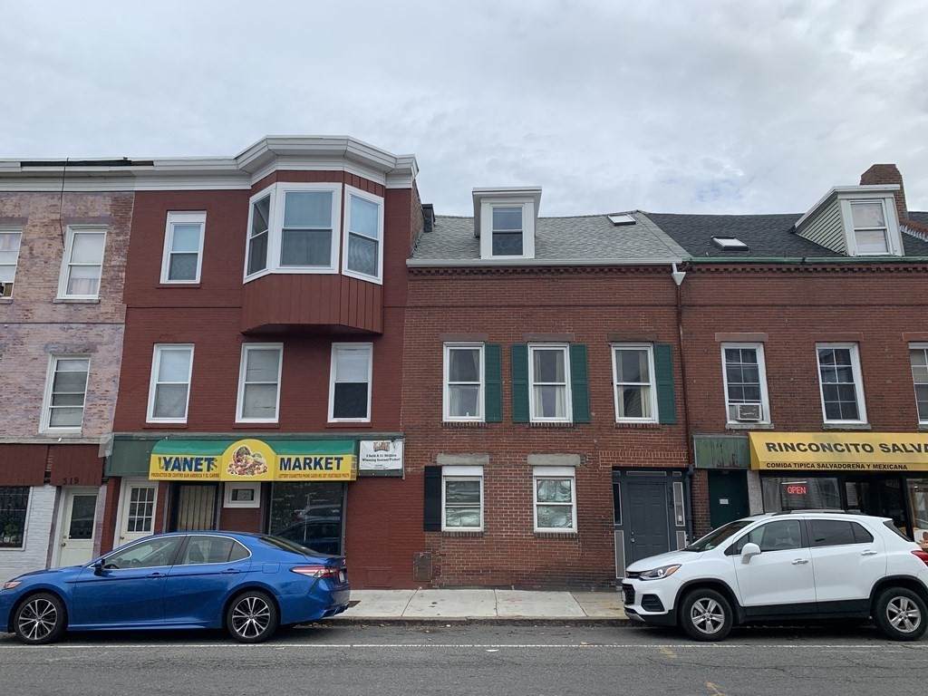 315-317 Meridian St - Photo 1