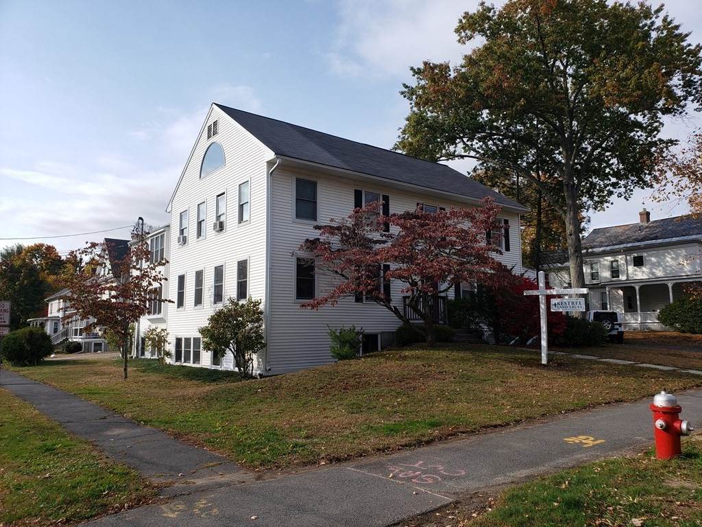 284 N Pleasant Street - Photo 1
