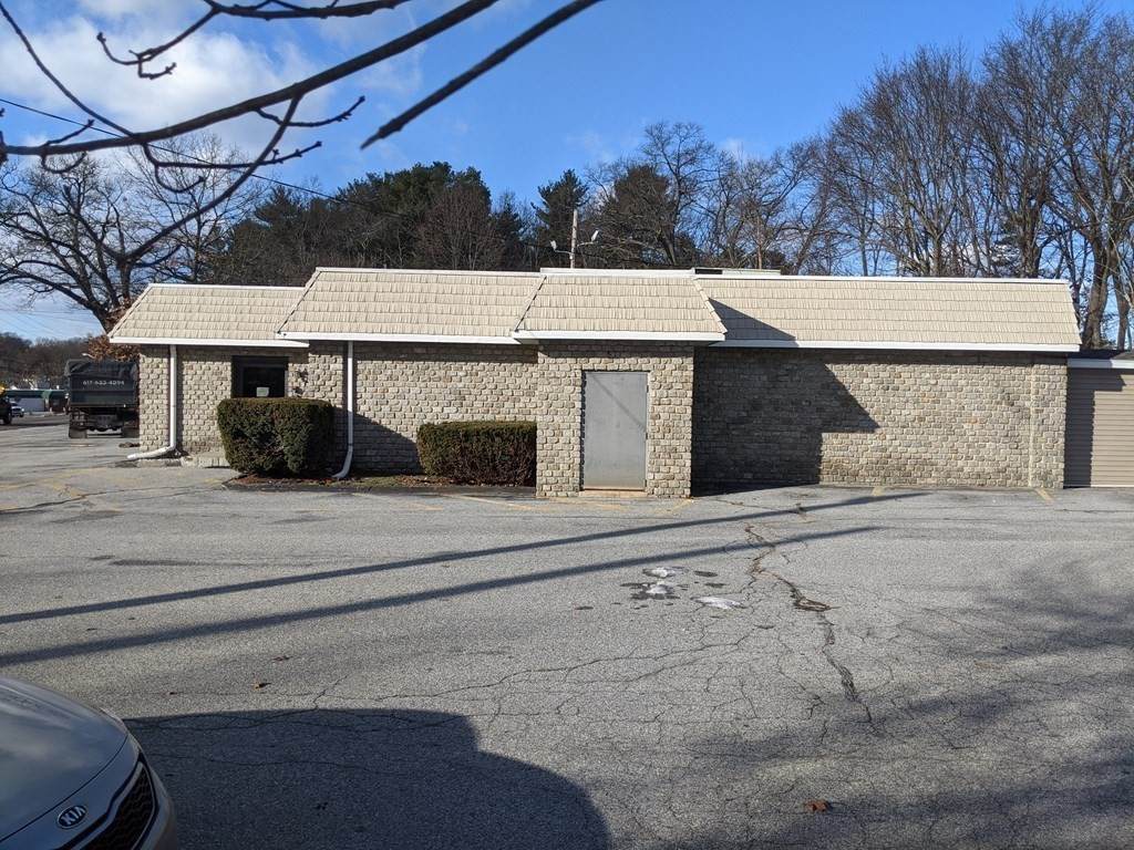 176 Boston Road - Photo 1