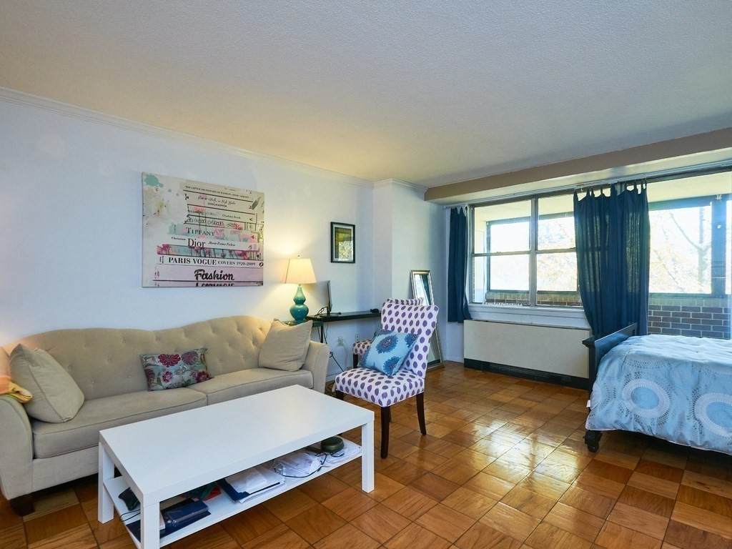 9 Hawthorne Place - Photo 1