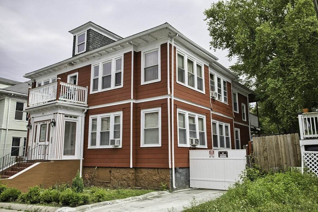 106 Stanwood St - Photo 1